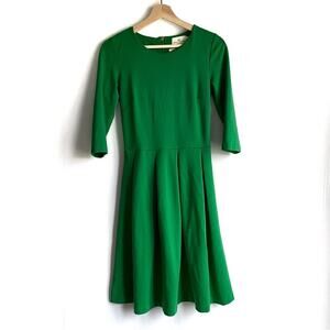 Lindex Holly & Whyte green above elbow length sleeve fit and flare back zip XS